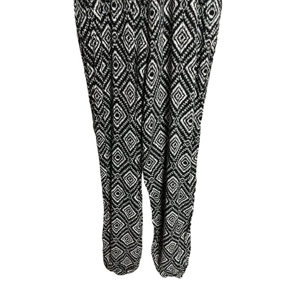 Arizona jeans jumpsuit size 10 black white geometric summer casual at leisure - Picture 7 of 10